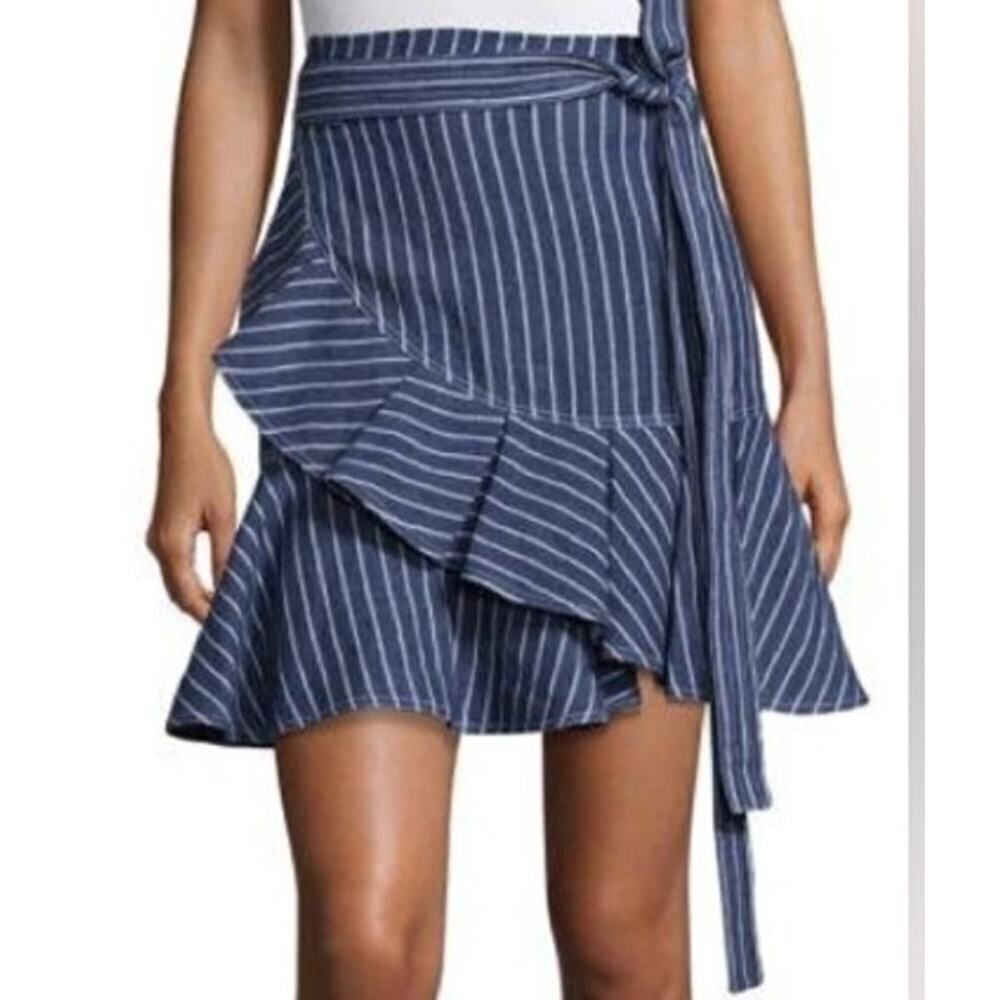 NWT Alexis Anvivi Short Ruffle Skirt Sz. XS